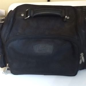 Ricardo Beverly hills nice size makeup or whatever bag